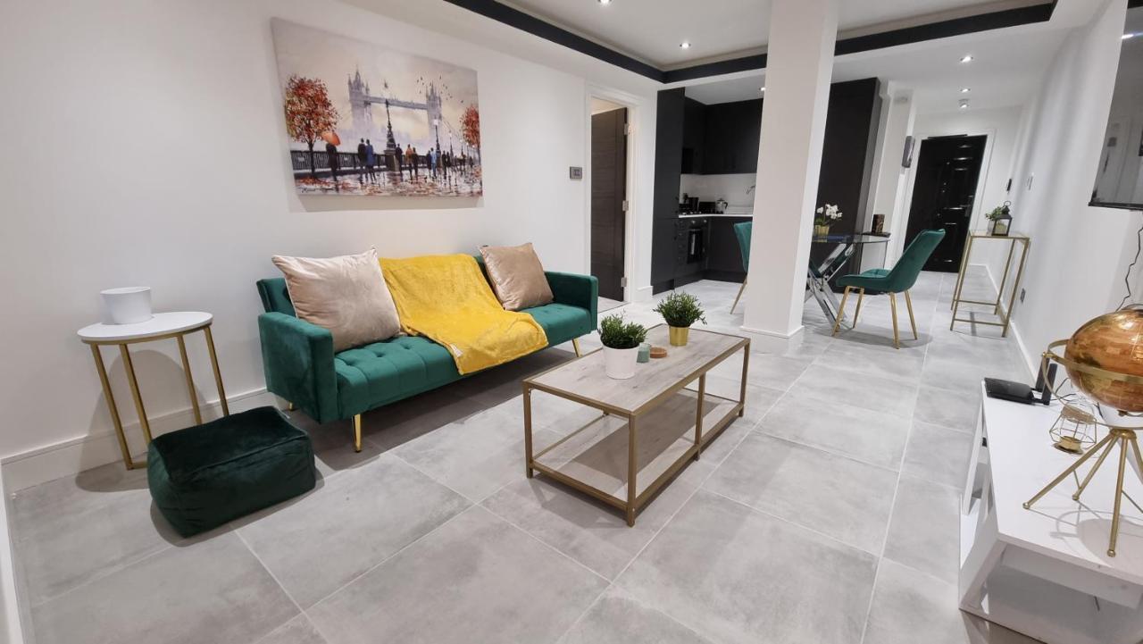 George House Newbury Luxury Apartments Exteriör bild